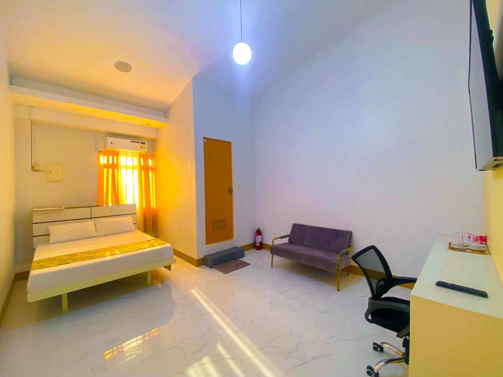 Legends Hotel & Restaurant - Lemery And Taal Dış mekan fotoğraf